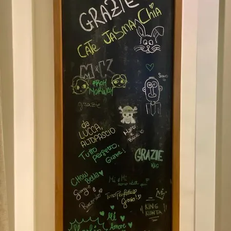 Casa Cherie דירה *